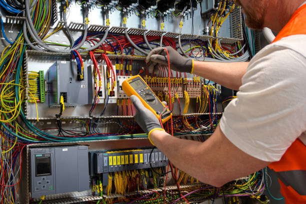 Best Electrical Contractors for Businesses  in Ellensburg, WA